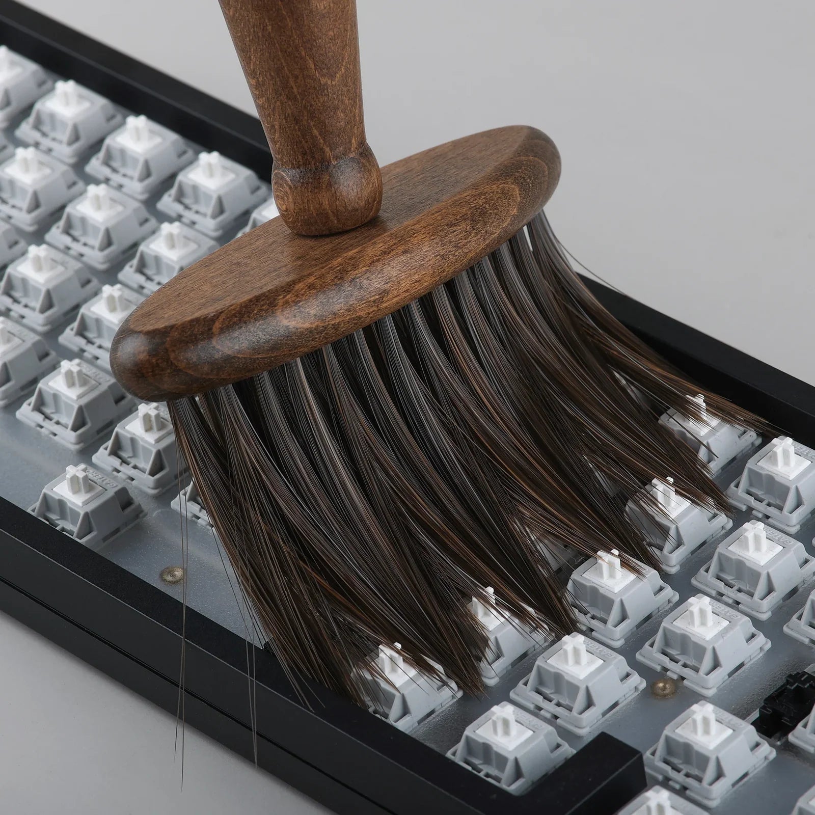 KBdfans Mahogany Keyboard Cleaning Brush