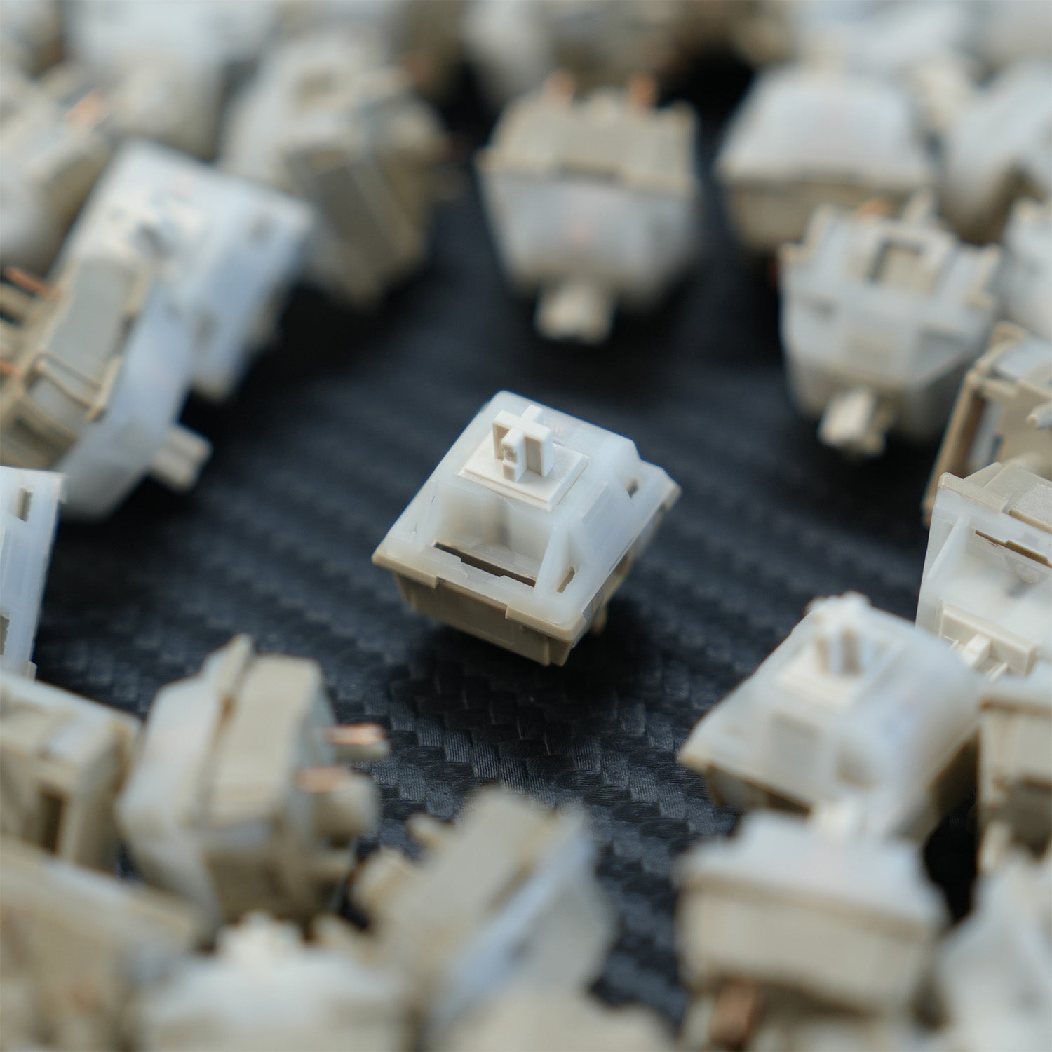 SW x Keygeek Shake Switches
