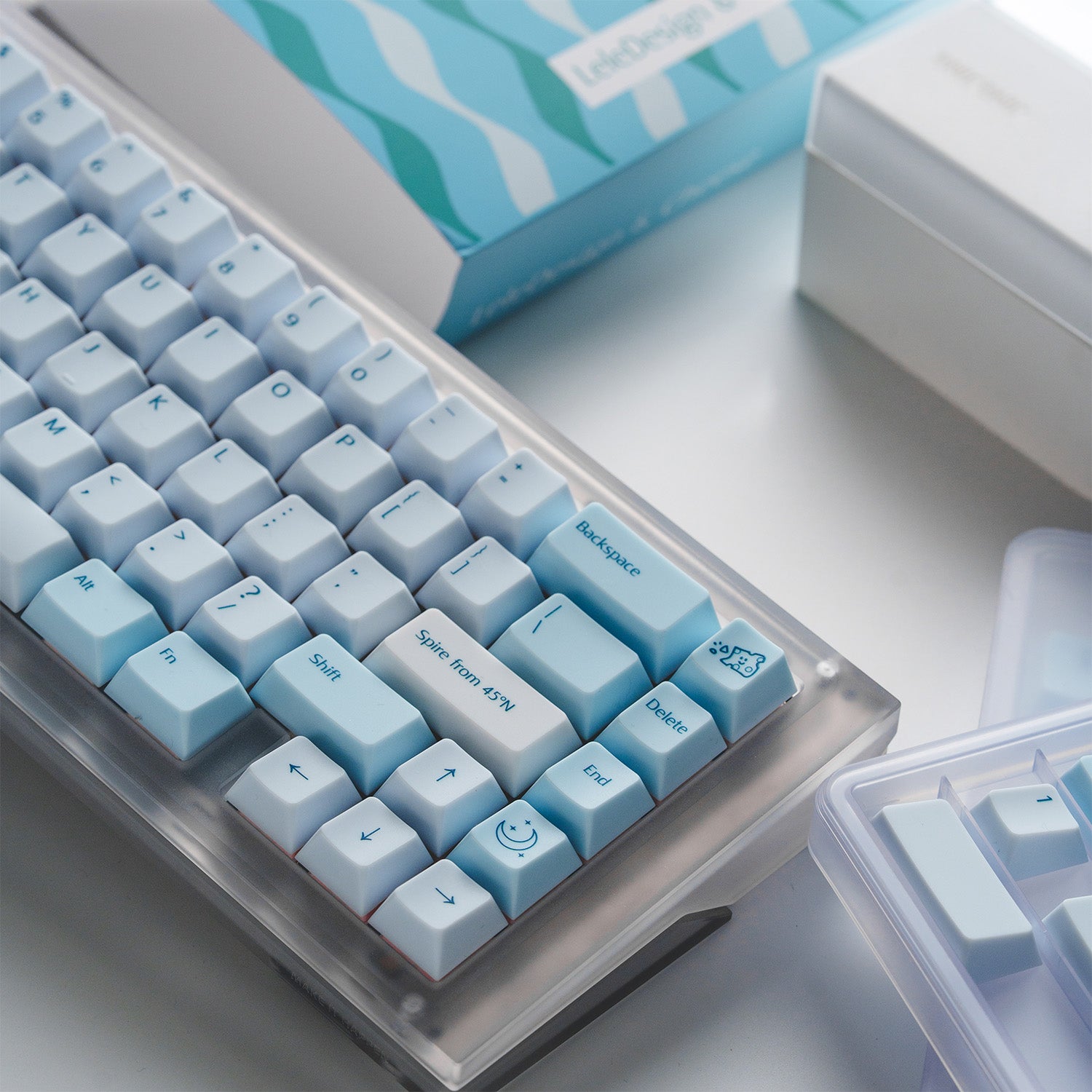 [In Stock] Snowspire Lake PC keycaps by Keys in Cheese Studio